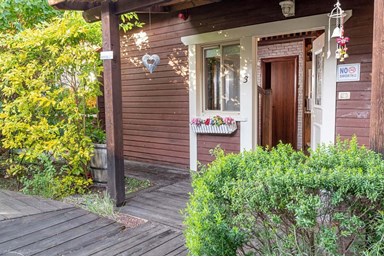 אהבתיה - הבקתה המשפחתית