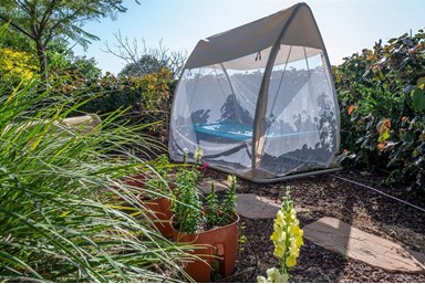 אהבתיה - החצר והנוף