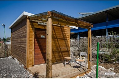 בצל הפסיפלורה - בקתות הרועים/חושות