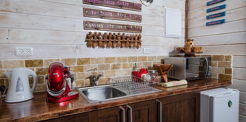 בוראקאי בקתות עץ פיליפיניות אל נידו (2).jpg