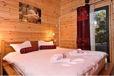 בקתות שגב ברמה - בקתת בר