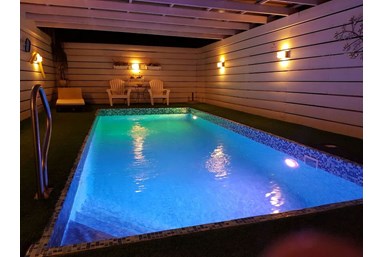 בצל הדקלים - הסוויטות