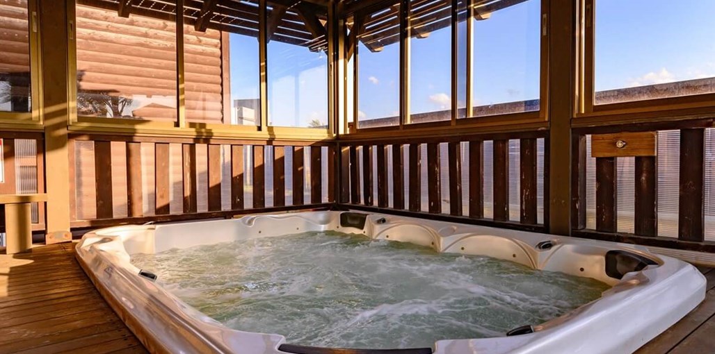 אחוזת האושר בגלבוע חצר (10).jpg