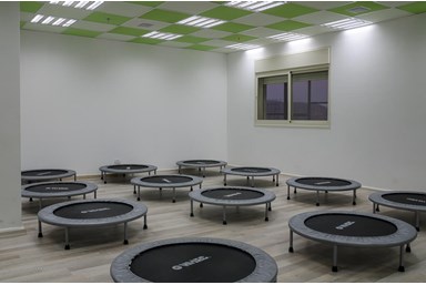 מרכז הירח - Moon Center - המתחם המשותף