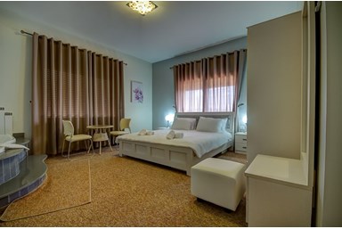 מרכז הירח - Moon Center - הסוויטות