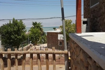 חדרי אירוח נווה זוהר שיר המדבר 3.jpg