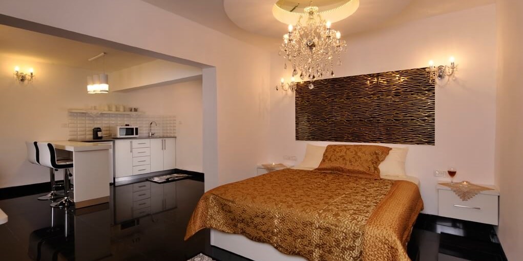 זריחת הירדן בכנרת סוויטת ירדן (1).jpg