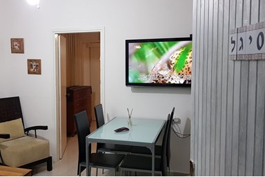 תמר על הים - יח' אירוח שירה