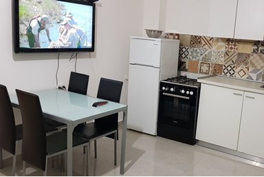 תמר על הים - יח' אירוח שירה