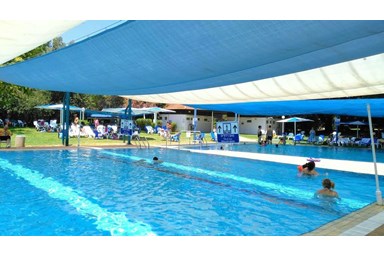 צימר אפ Zimmer Up - בקירבת הצימר- בריכה וטבע