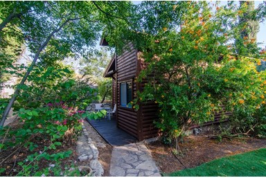 מזל של צימר - חצר המתחם