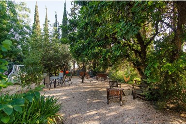 מזל של צימר - חצר המתחם