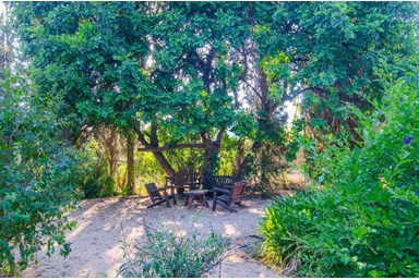 מזל של צימר - חצר המתחם