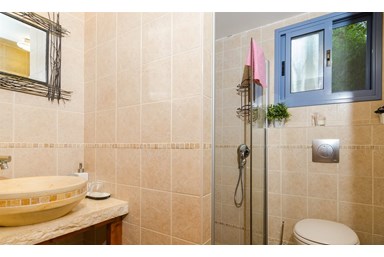 מזל של צימר - בקתות העץ