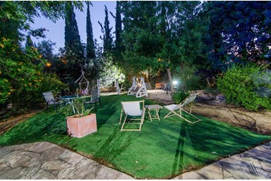 מזל של צימר - חצר המתחם