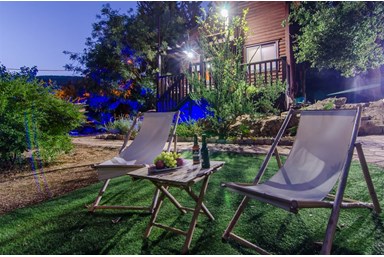 מזל של צימר - חצר המתחם