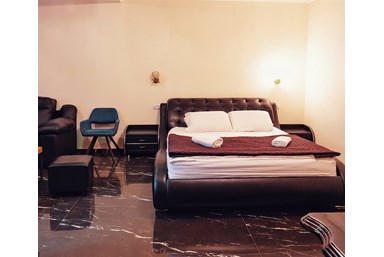 מלון לה גרדיה 9