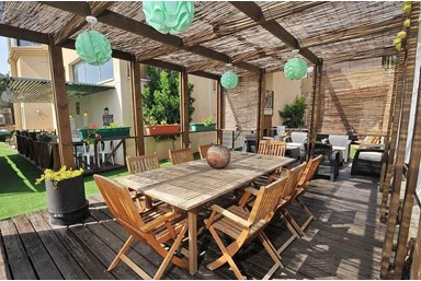 הולידיי פלייס - Holiday Place