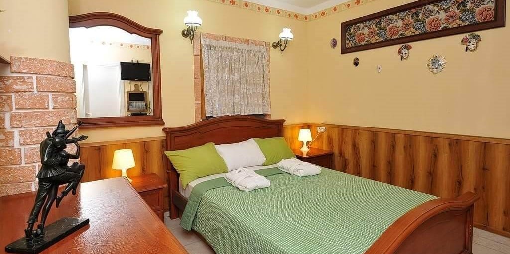 הולידיי פלייס - Holiday Place סוויטה כפרית (3).jpeg