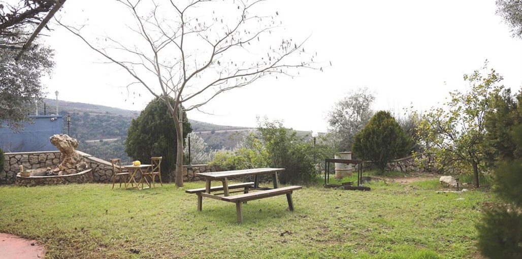 צימר סקאיי מתחם חוץ (7).jpg