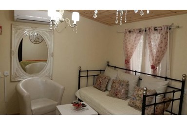 באופק הים - בקתות העץ