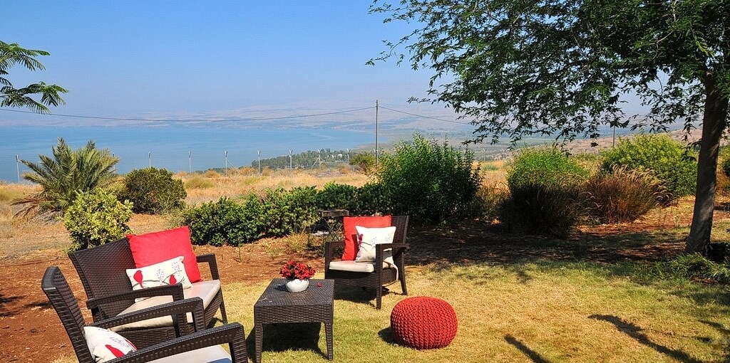 קסם על ים כנרת מתחם חוץ (1).JPG