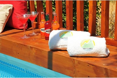 קסם על ים כנרת - החצר הפרטית 