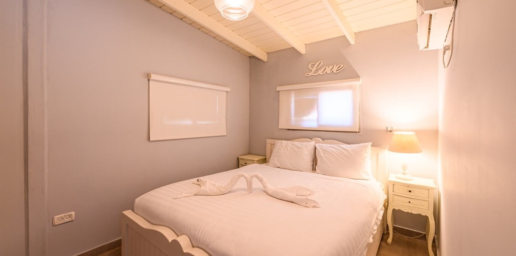 בקתות ילוז TMR_7792_תומר_שלנגר_צלם.jpg