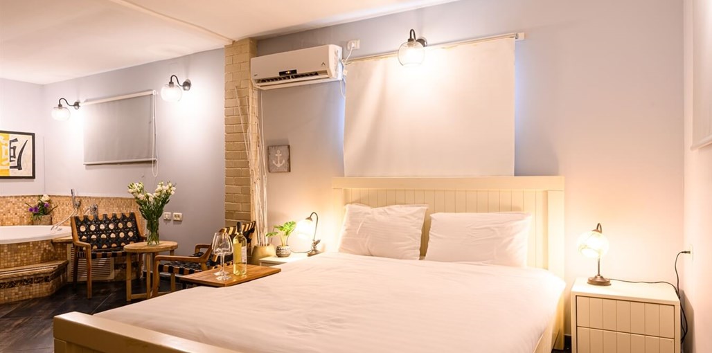 בקתות ילוז TMR_7848_תומר_שלנגר_צלם.jpg