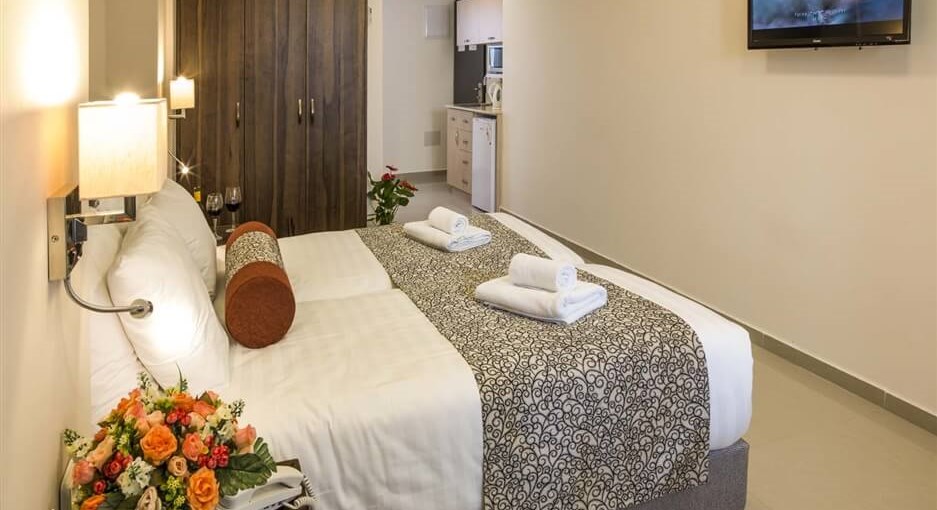 מלון סיטי סנטר ירושלים Studio Superior look from balcony.jpg