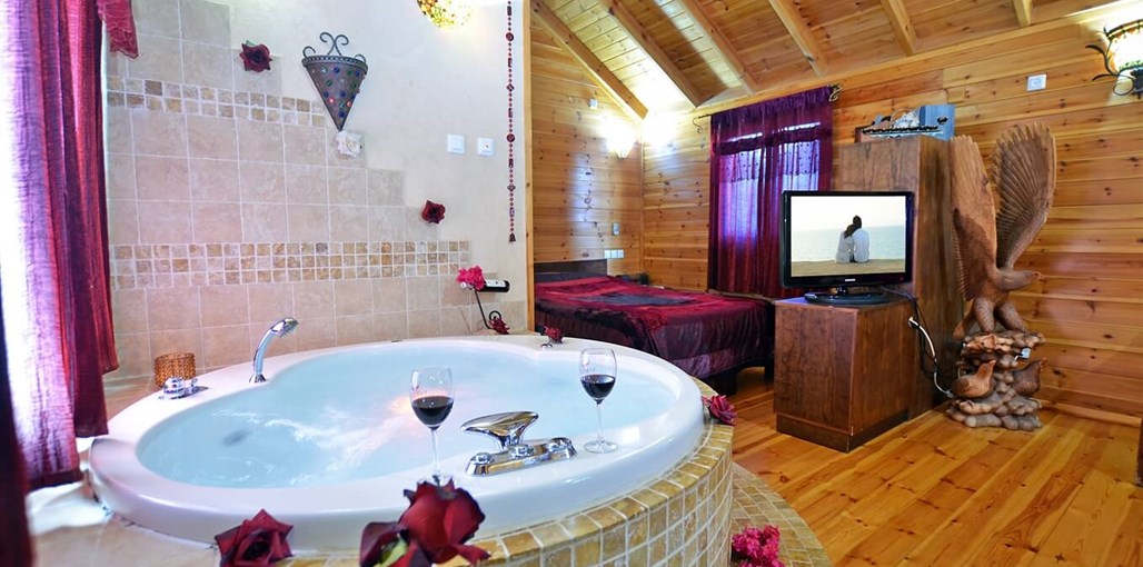 סוויטות חלב ודבש דף הבית (1).jpg