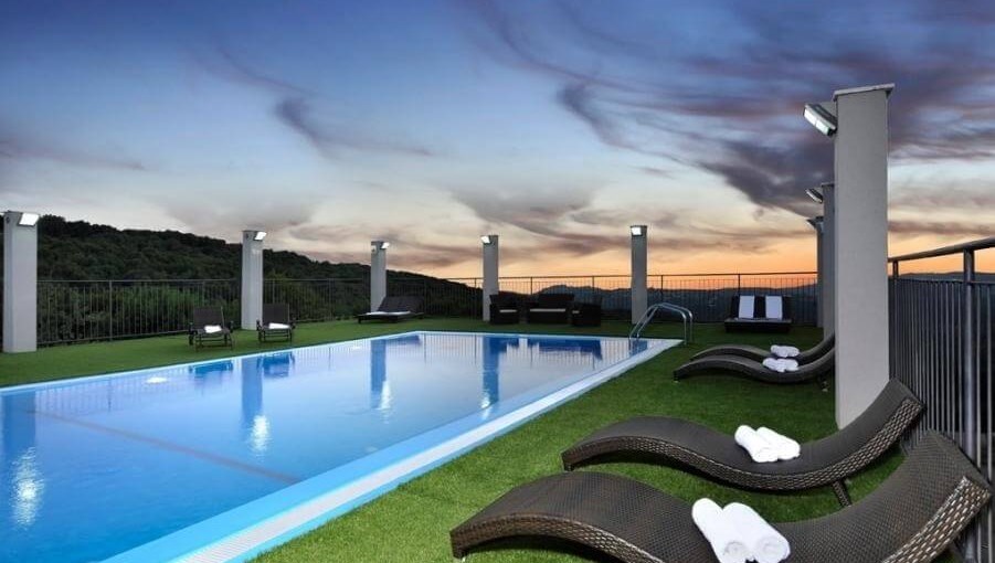 שילובים בטבע הבריכה (1).jpeg