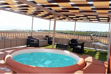 ברמה מעל הכנרת - הסוויטות