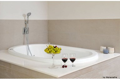 מלכי האוס - סוויטות אור ויובל