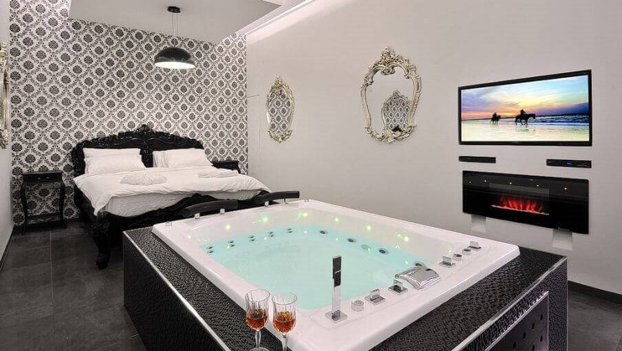 אחוזת דיימונדס בלאק (1).jpg