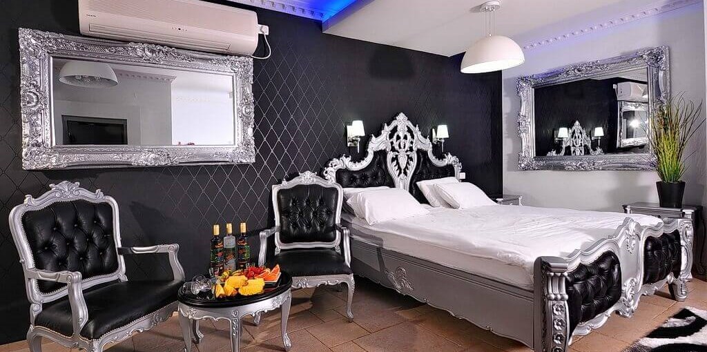 אחוזת דיימונדס לואי ה17 (1).jpg