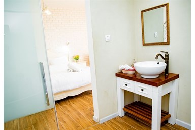 נוף מדבר - סוויטת אגם