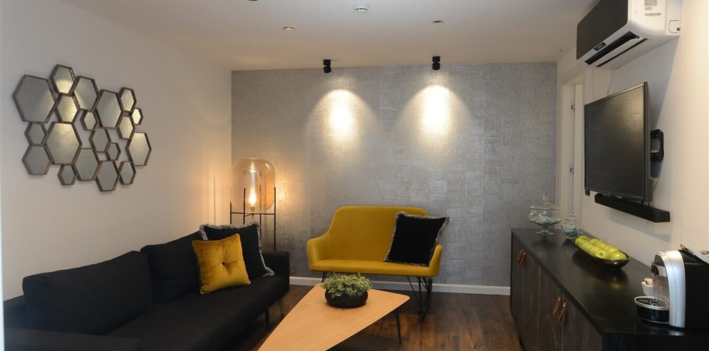 מלון בוטיק אדווה גוניור ראשית.JPG