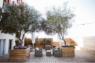 מלון בוטיק אדווה - סוויטת גן עם בריכה