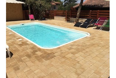 עינבלים ברכס רמים - הבריכה