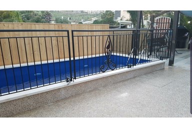 אחוזה באגם - הבריכה, החמאם ומתחם החוץ