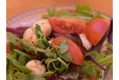 קולוניה אילת - המסעדה