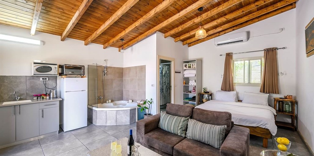 אחוזת אדי ואמאל זוגית נגישה (2).jpg