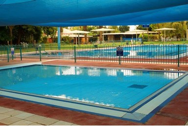 ארץ צאלים - הבריכה