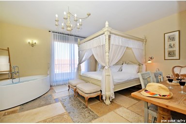 אחוזת יוסף - סוויטת לשם