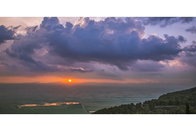 בקתות לבנדר בהרים - מתחם החצר
