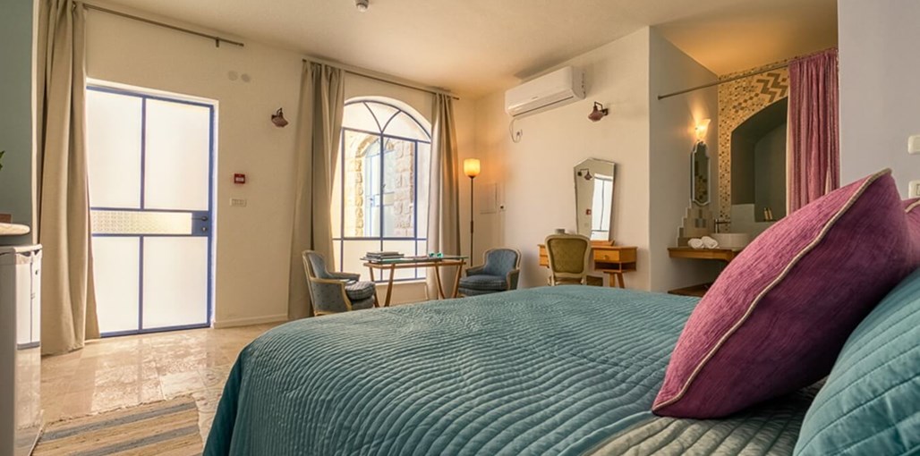 the way inn צפת חסד (6).jpg