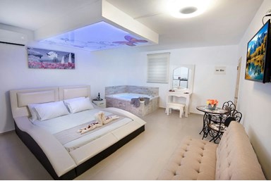 צימרי הגליל עלמה - הסוויטות