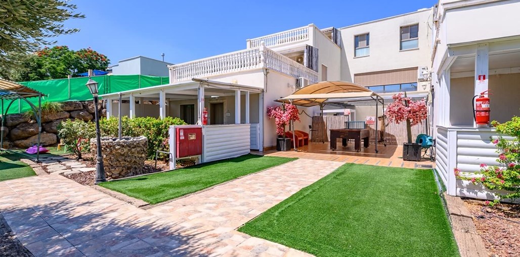 אחוזת ריצ'מונד חצר (15).jpg