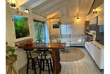 סוויטה על הים לזוגות בלבד בשבי ציון